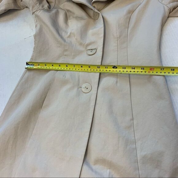 T Tahari beige puffed rolled collar jacket coat - Picture 9 of 13